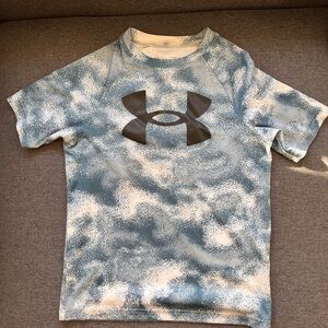 (1of2) Under Armour Kids Blue and White Big Logo T-Shirt (1st one!)